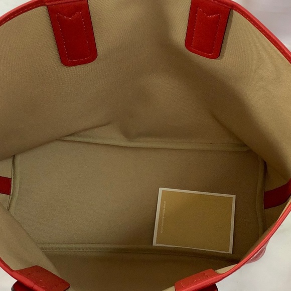 COPY - NWT- Michael Kors Jodie Medium Logo Tote. - Picture 3 of 5